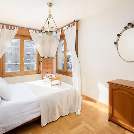 Апартаменти Apartamento Con Piscina
