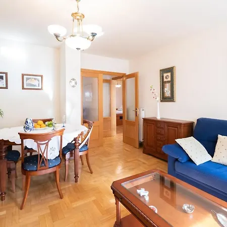 Апартаменти Apartamento Con Piscina *