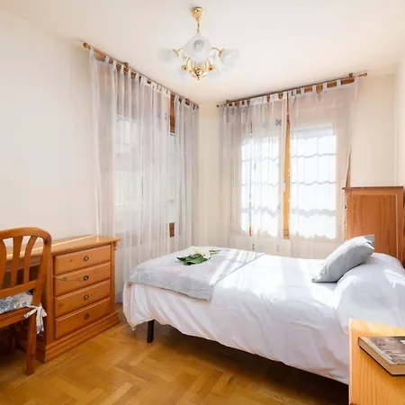 Apartamento Con Piscina *